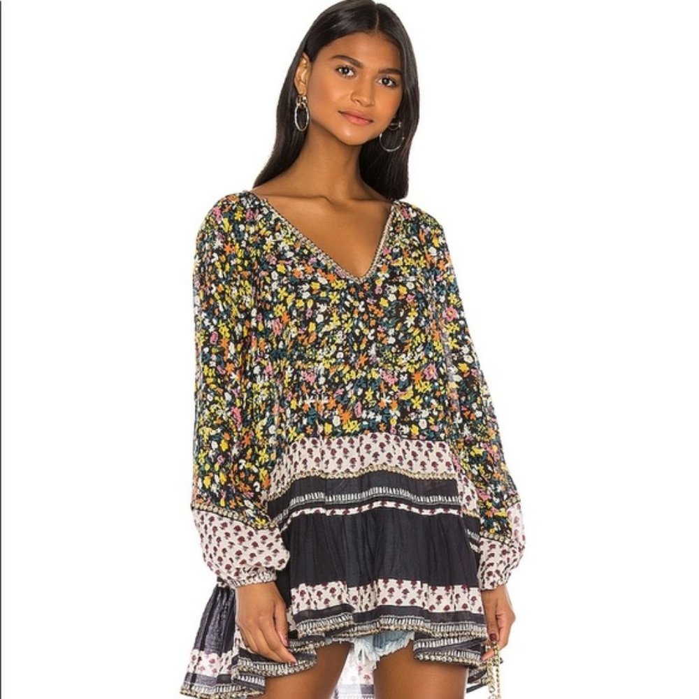 Free People. Gardenia black floral combo. Sz.L